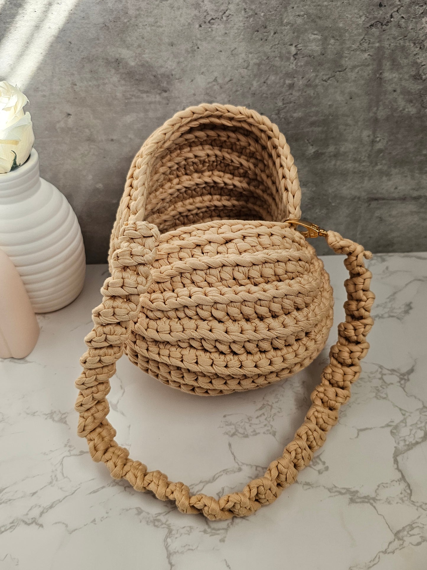Lady Ammonite Shell Bag