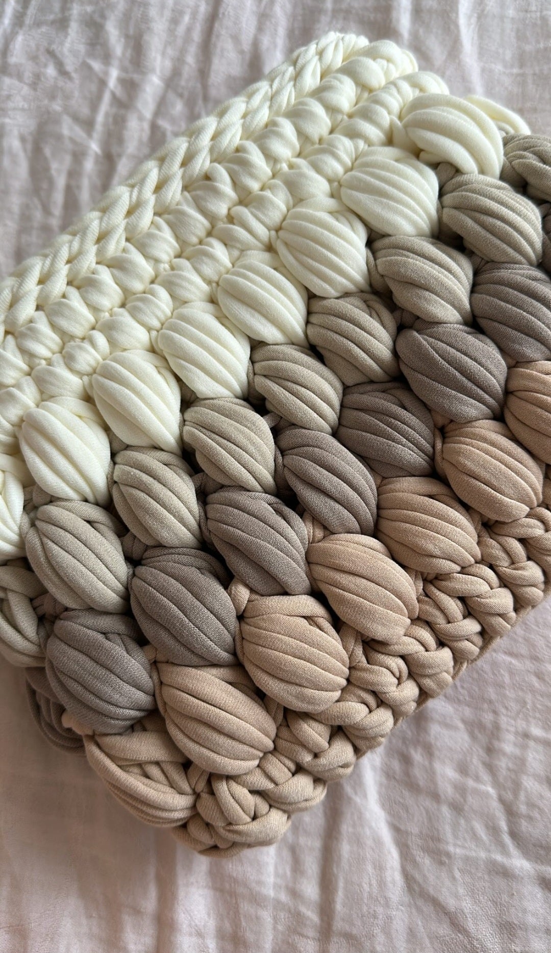 Tina Dia Crochet Bag